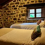 Holiday home Picones Pisuena